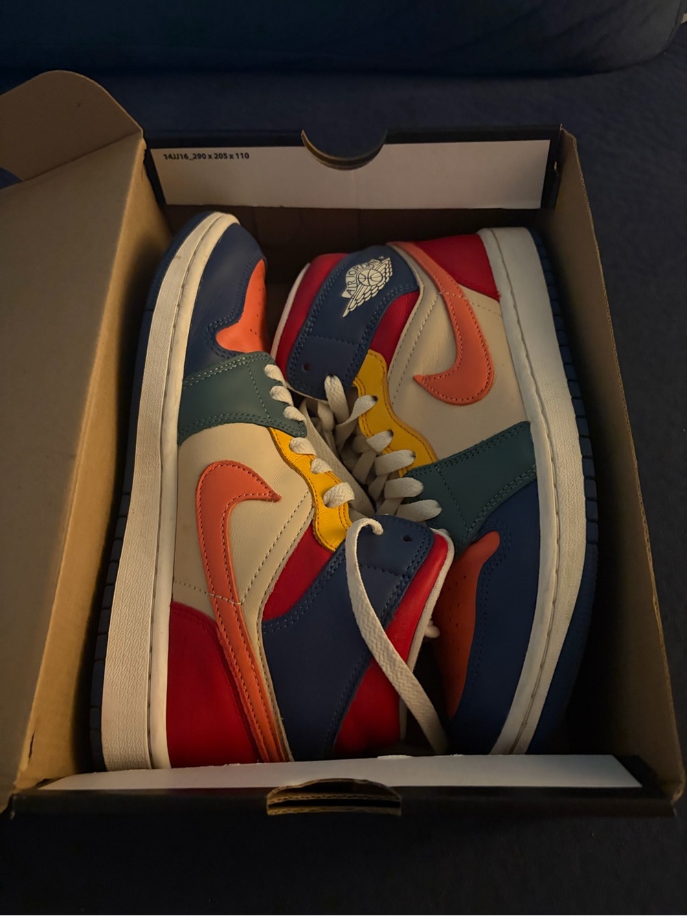 Multicolor Women’s Low-Top Sneakers - Stylish Everyday Comfort - Picture 1 of 3